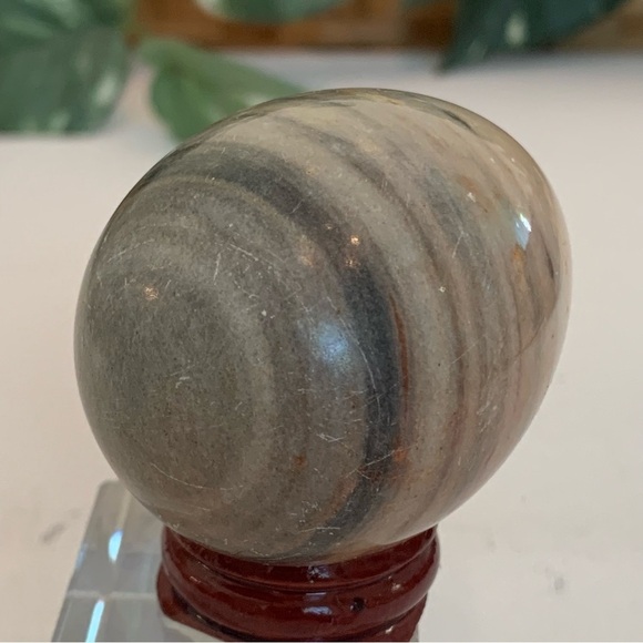 Banded Calcite Crystal Carved Egg Polished Onyx Healing Chakra Stone W Stand 2.5 - Picture 8 of 15